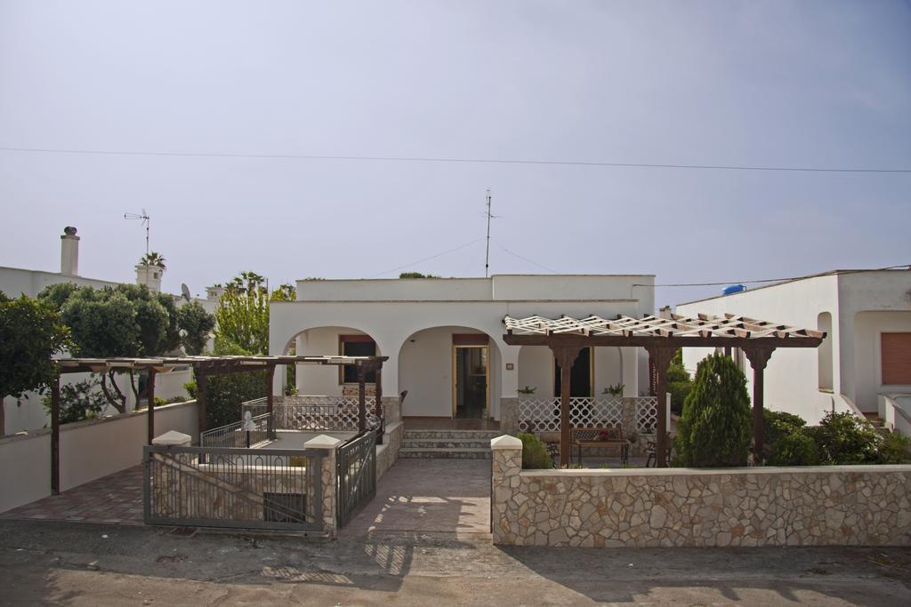 Villa Al Mare Gallipoli Marina di Mancaversa Exterior photo