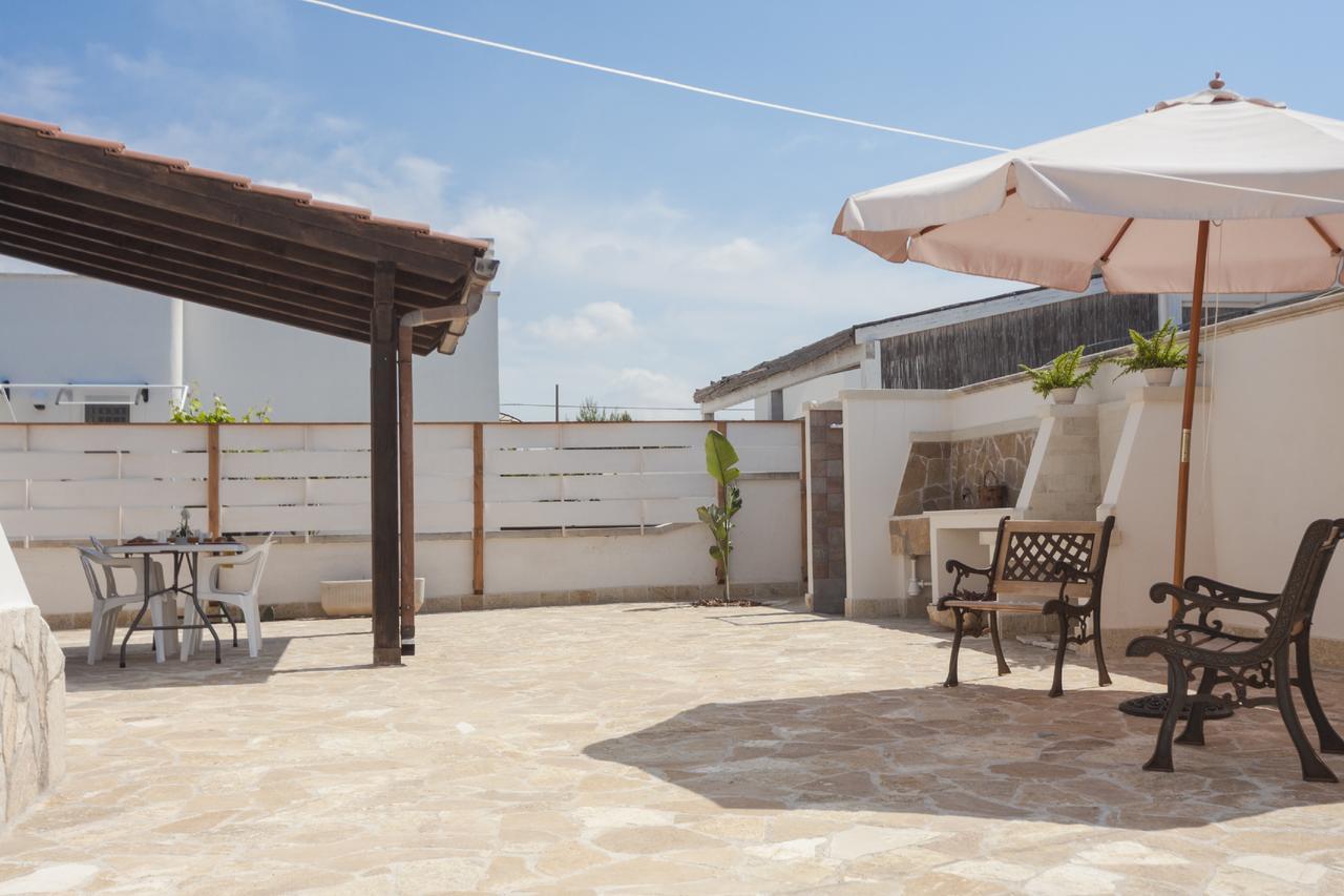 Villa Al Mare Gallipoli Marina di Mancaversa Exterior photo
